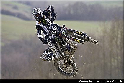 charlier_2_monster_energy_yamaha_mx.jpg