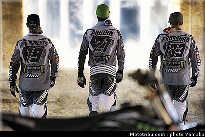 team_3_monster_energy_yamaha_mx.jpg