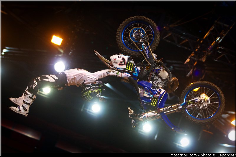 fmx_10_supercross_paris_bercy_2012