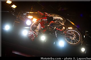 fmx_03_supercross_paris_bercy_2012.jpg