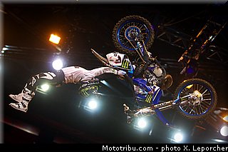 fmx_10_supercross_paris_bercy_2012.jpg