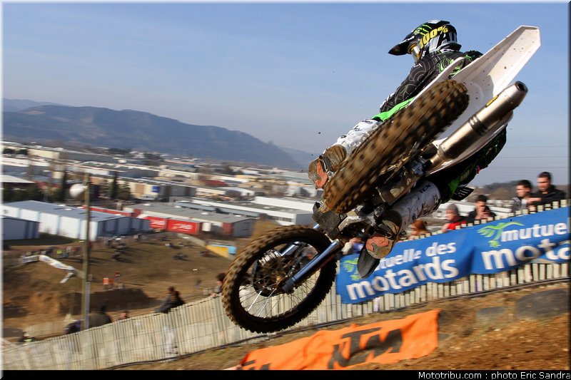 charlier_001_cross_international_valence_2012