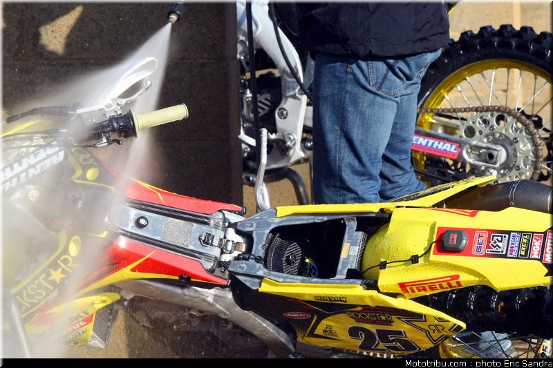 desalle_003_cross_international_valence_2012
