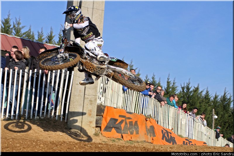 lancelot_002_cross_international_valence_2012