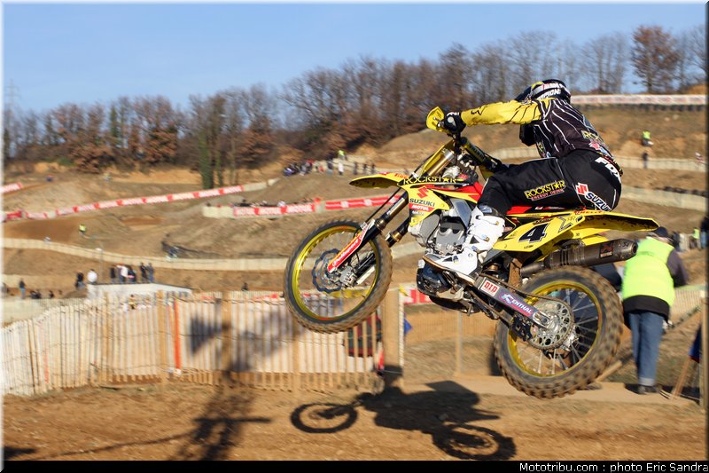 leok_002_cross_international_valence_2012