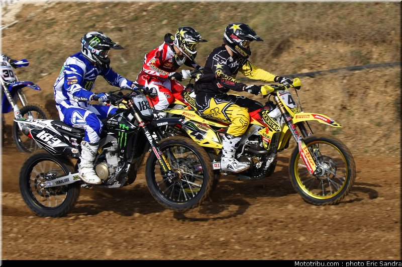 mx1_001_cross_international_valence_2012