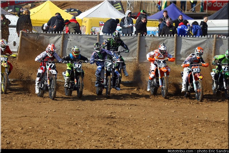 mx2_001_cross_international_valence_2012