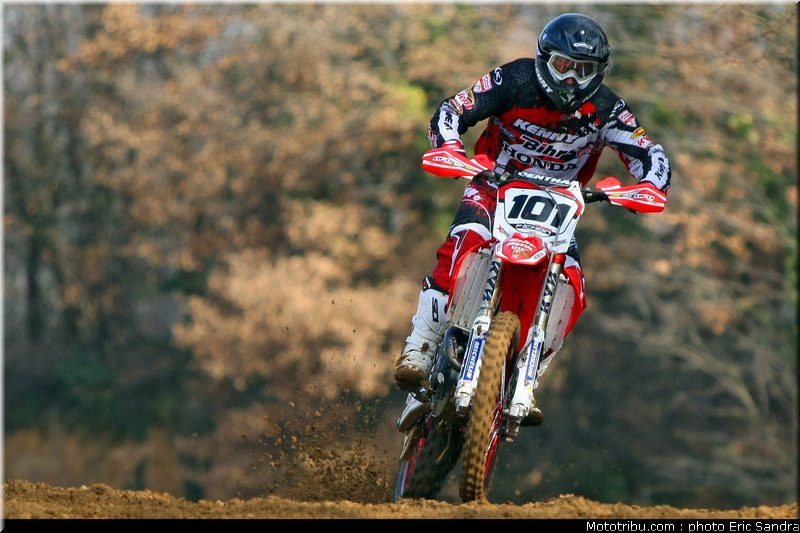 pichon_003_cross_international_valence_2012
