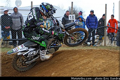 charlier_003_cross_international_valence_2012.jpg