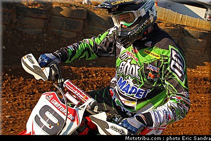 de_dycker_001_cross_international_valence_2012.jpg