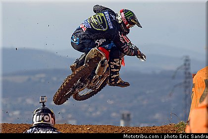 de_dycker_003_cross_international_valence_2012.jpg