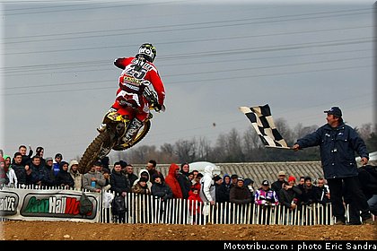 desalle_009_cross_international_valence_2012.jpg