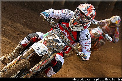 lupino_002_cross_international_valence_2012.jpg