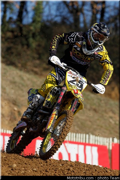 desalle_005_cross_international_valence_2012
