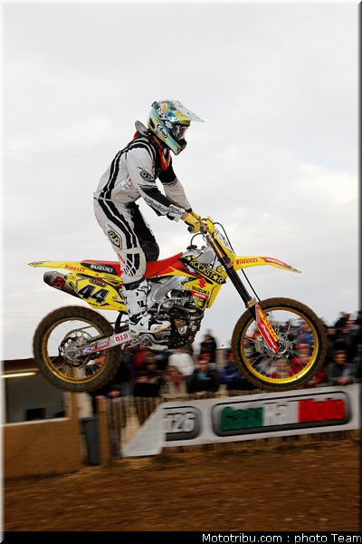 kojima_004_cross_international_valence_2012