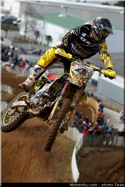 leok_014_cross_international_valence_2012