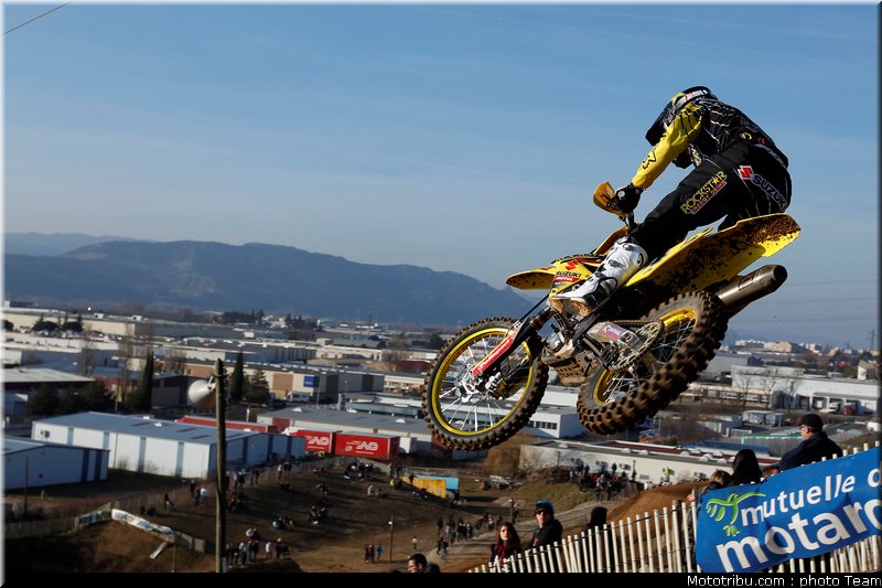 leok_024_cross_international_valence_2012