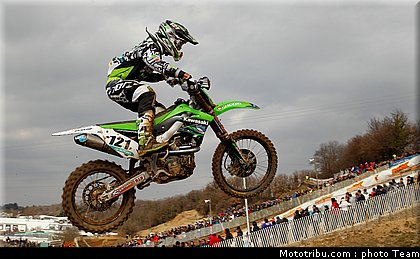 boog_003_cross_international_valence_2012.jpg