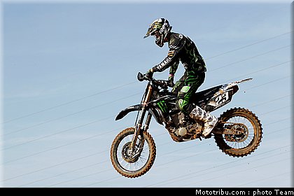 charlier_001_cross_international_valence_2012.jpg