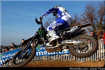 frossard_001_cross_international_valence_2012.jpg