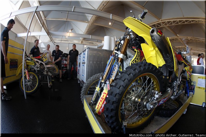 suzuki_015_motocross_2012_bresil_beto_carrero