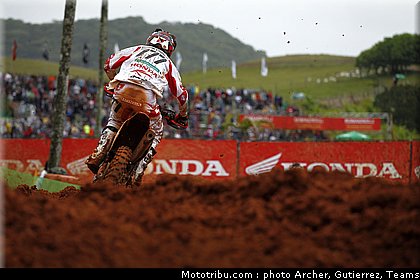 bobryshev_009_motocross_2012_bresil_beto_carrero.jpg