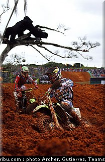 boog_007_motocross_2012_bresil_beto_carrero.jpg
