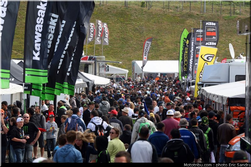 ambiance_006_motocross_2012_france_saint_jean_angely