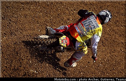 petrov_010_motocross_2012_france_saint_jean_angely.jpg