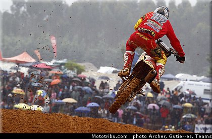 petrov_005_motocross_2012_portugal_agueda.jpg