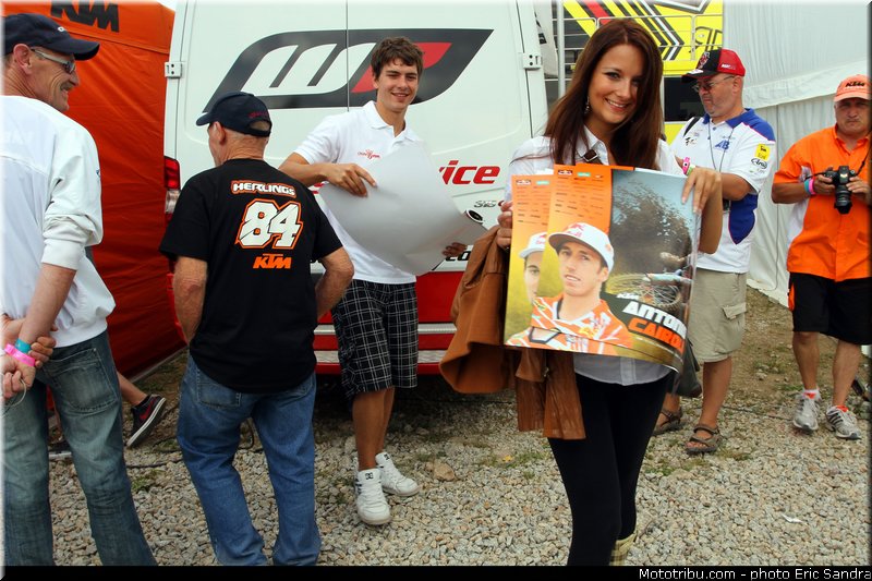 pitbabe_005_motocross_2012_republique_tcheque_loket_sandra