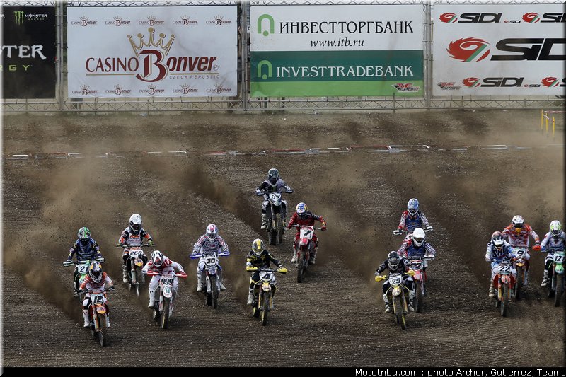 mx1_015_motocross_2012_republique_tcheque_loket