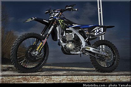 charlier_8_cross_2012_team_monster_energy_yamaha.jpg