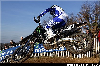frossard_02_cross_2012_team_monster_energy_yamaha.jpg
