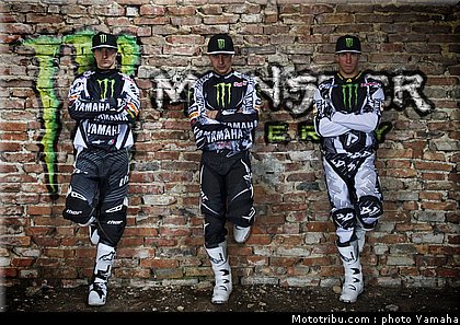 mx1_cross_2012_team_monster_energy_yamaha.jpg