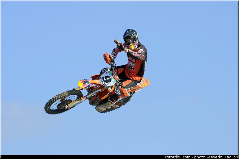 MOTO 