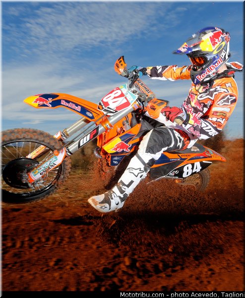 MOTO 