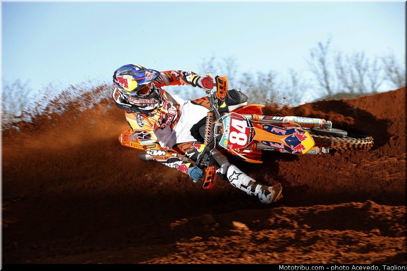 MOTO 