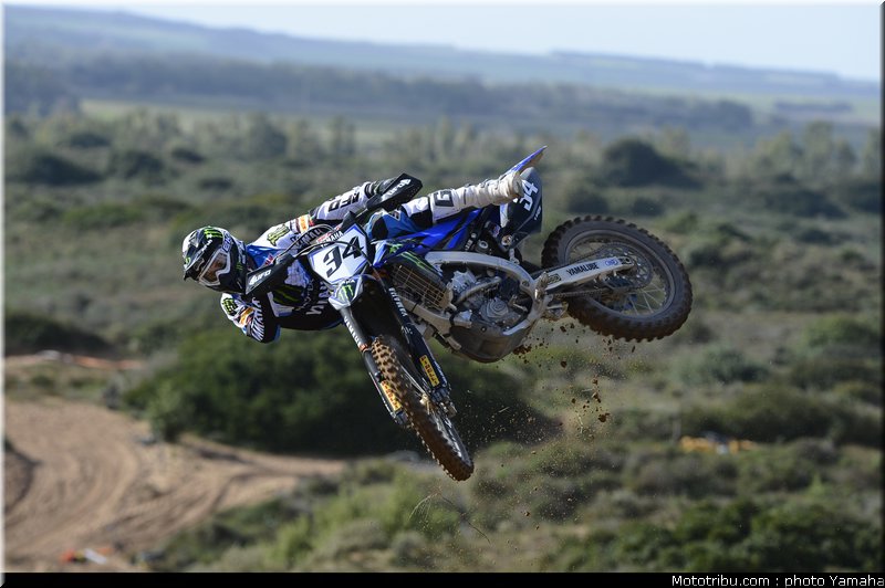MOTO 