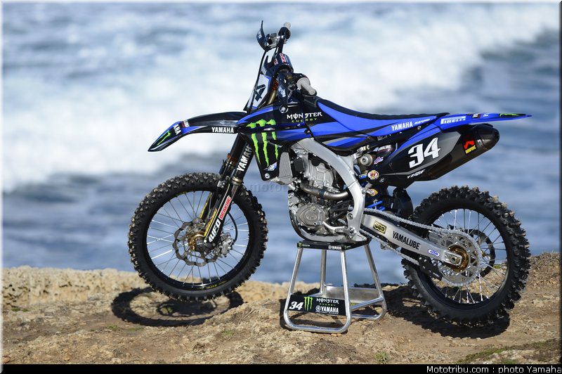 MOTO 