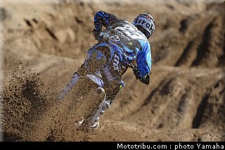 charlier_13_motocross_monster_energy_yamaha_racing_team_2013.jpg
