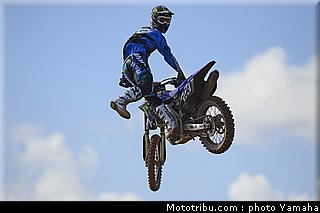 charlier_15_motocross_monster_energy_yamaha_racing_team_2013.jpg