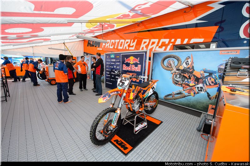 dungey_029_supercross_us_2013_anaheim_1