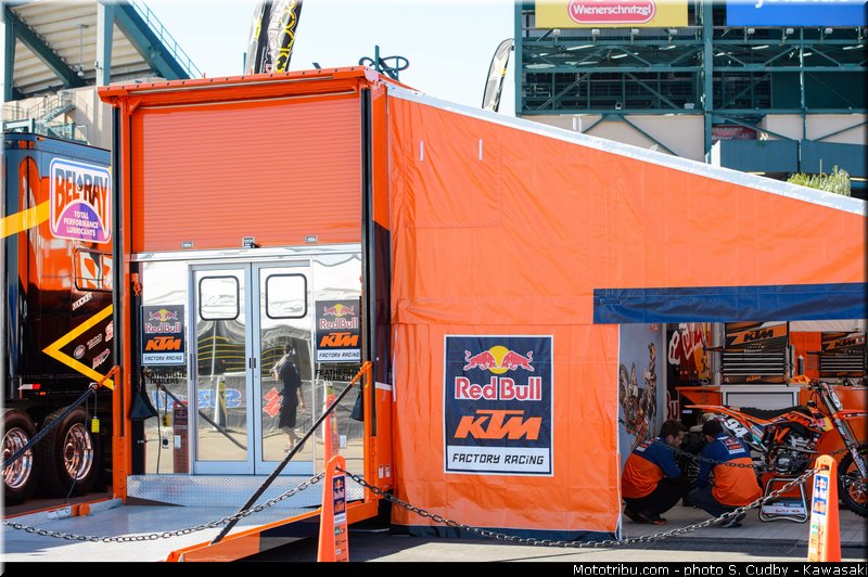 ktm_009_supercross_us_2013_anaheim_1