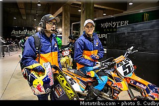 dungey_14_supercross_us_2012_phoenix.jpg