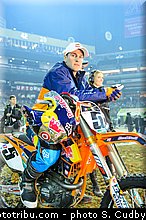 dungey_20_supercross_us_2012_phoenix.jpg