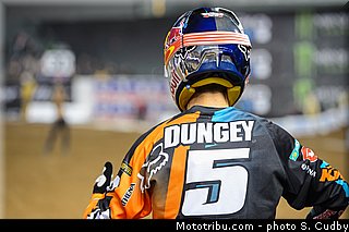 dungey_22_supercross_us_2012_phoenix.jpg