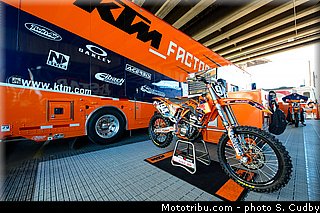 roczen_13_supercross_us_2012_phoenix.jpg