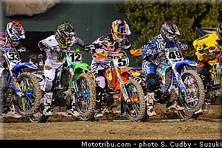 dungey_01_supercross_us_2013_anaheim_2.jpg