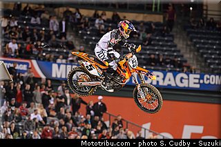 dungey_10_supercross_us_2013_anaheim_2.jpg